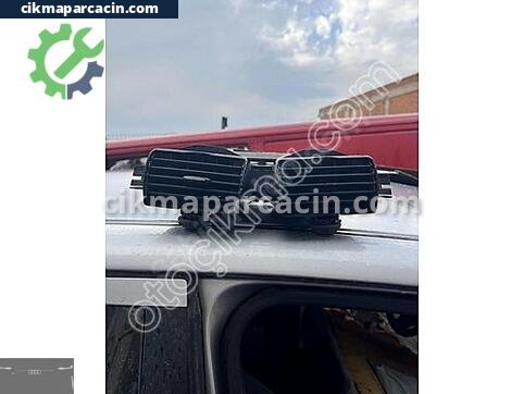 Mercedes-Benz A Serisi Göğüs çıkma parça