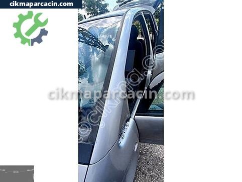 Mercedes-Benz A Serisi Ön Tavan Lambası çıkma parça