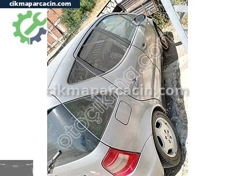 Mercedes-Benz A Serisi Arka Çamurluk çıkma parça