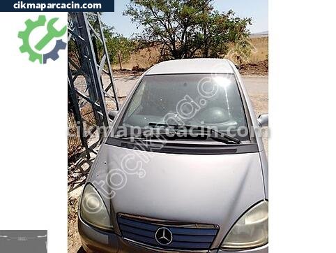 Mercedes-Benz A Serisi Ön Çamurluk çıkma parça