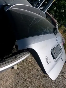 Mercedes-Benz A Serisi Bagaj Kapağı çıkma parça