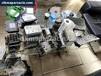 Mercedes-Benz Beyin çıkma parça