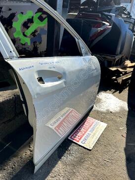 Mercedes-Benz C Serisi Sağ Ön Kapı A2047220210 çıkma parça