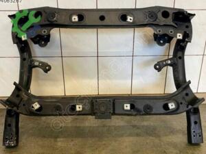 MERCEDES-BENZ W205 MOTOR ALT TRAVERSİ 2056280057