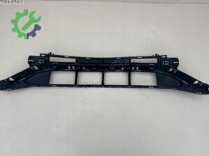 MERCEDES-BENZ W206 TAMPON BRAKETİ ÖN ORTA 2068850602