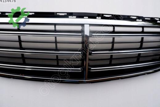 Mercedes-Benz E Serisi Ön Panjur 2138809703 çıkma parça