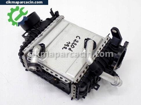 Mercedes-Benz GLC Intercooler Radyatörü çıkma parça