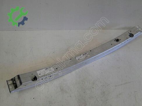 Mercedes-Benz C Serisi Ön Tampon Demiri 2036201034 çıkma parça