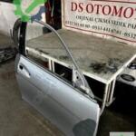 MERCEDES C180 204 KASA SAĞ ÖN KAPI