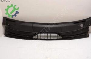 MERCEDES VİTO W639 CAM ÖN IZGARASI 6398840074