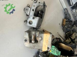 Mercedes w115 kapı kilidi