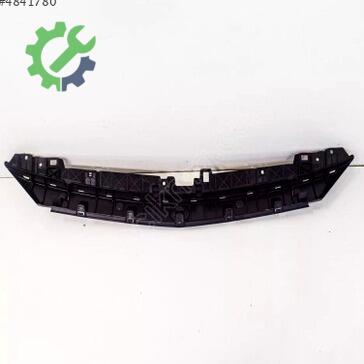 Mercedes-Benz GLA Tampon Braketi 1568850465 çıkma parça