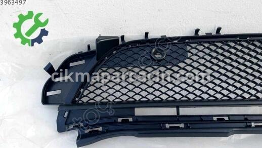 Mercedes-Benz GLA Tampon Izgarası 1568854322 sıfır parça