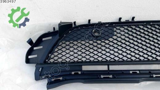 Mercedes-Benz GLA Tampon Izgarası 1568854322 çıkma parça