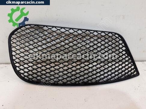 Mercedes-Benz GLA Tampon Izgarası çıkma parça