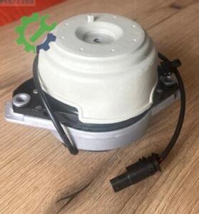 MERCEDES W166 - W292 MOTOR KULAĞI SAĞ 1662406917