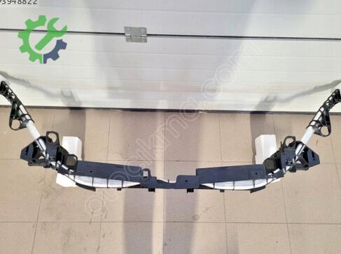 Mercedes-Benz B Serisi Fan Paneli 2466200234 çıkma parça