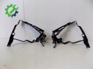 MERCEDES W204 FAR BRAKETİ SOL 2046201191-A2046201191