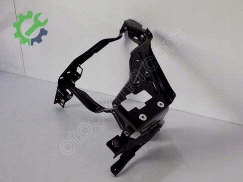 Mercedes-Benz C Serisi Far Braketi 2046201191 çıkma parça