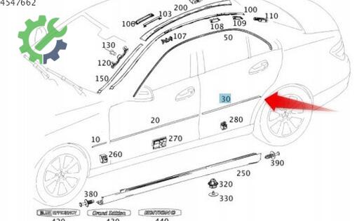 Mercedes-Benz C Serisi Kapı Çıtası 2047300180 çıkma parça