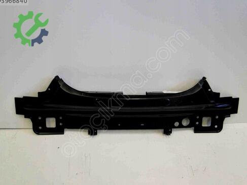 Mercedes-Benz C180 Komple Arka 2056404000 çıkma parça