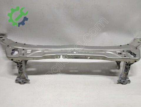 Mercedes-Benz C180 Ön Panel çıkma parça
