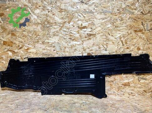 Mercedes-Benz C Serisi Motor Alt Muhafaza 2066807604 çıkma parça