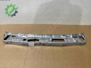 MERCEDES W206 PANEL DEMİRİ ÖN ÜST 2066201400