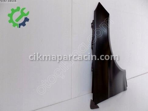 Mercedes-Benz CLK Sağ Ön Çamurluk 2078800218 sıfır parça