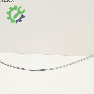 Mercedes-Benz C180 Tampon Izgara Çıtası 2078852221 çıkma parça
