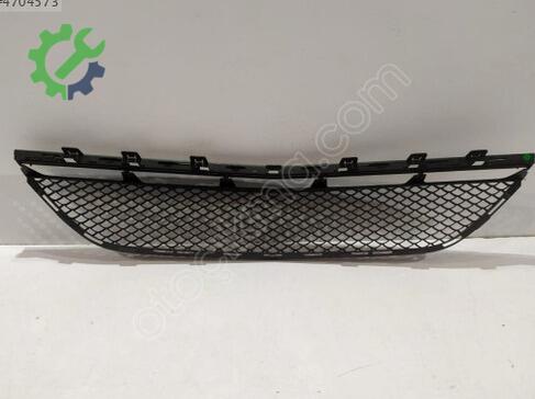 Mercedes-Benz CLS Tampon Izgarası çıkma parça