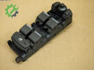 MERCEDES W463 G500 - G550 CAM DÜĞMESİ ÖN SOL 4638202210