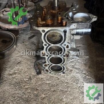 Nissan Micra Yarım Motor çıkma parça