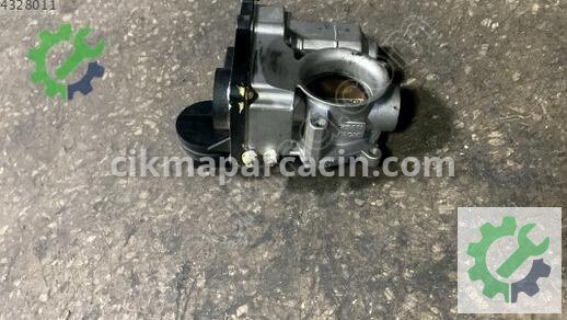 Nissan Micra Gaz Kelebeği çıkma parça