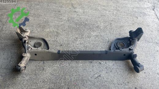 Nissan Micra Arka Dingil 55501-1HA6B çıkma parça