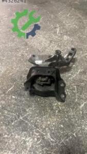 MİCRA K13 MOTOR KULAĞI YAĞLI KULAK