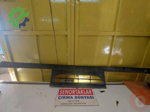 Mitsubishi Canter Ön Panjur çıkma parça