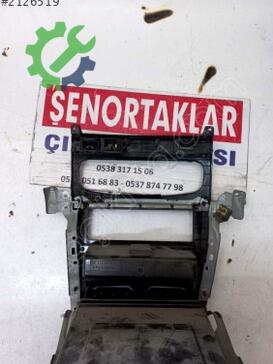 Mitsubishi Carisma Orta Konsol MR114043 çıkma parça