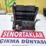 MİTSUBİSHİ CARİSMA ORJİNAL DOLU ORTA KONSOL VE ÇERÇEVESİ