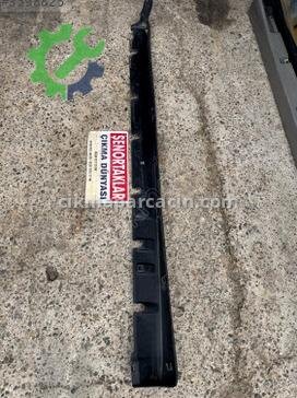 Mitsubishi Carisma Marşbiyel Kaplaması MB944768 çıkma parça