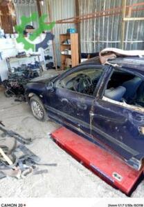 Mitsubishi Carisma sol ön kapı