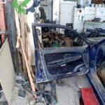 Mitsubishi Carisma sol ön kapı