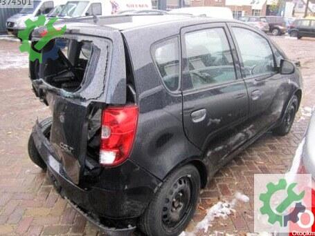 Mitsubishi Colt çıkma parça