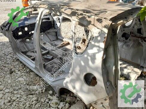 Mitsubishi Colt Oto Teybi çıkma parça