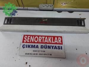 MİTSUBİSHİ DELİCA L300 ÖN PANJUR
