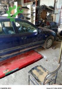 Mitsubishi karizma sağ ön kapı