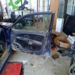 Mitsubishi karizma sağ ön kapı