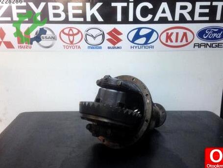 Mitsubishi Pajero Arka Defransiyel çıkma parça