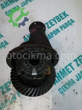 Mitsubishi Pajero Defransiyel çıkma parça