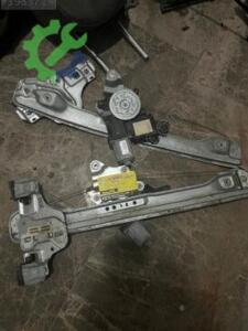 Opel Mokka sol arka cam krikosu